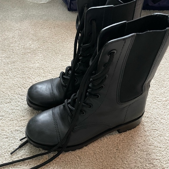 Tory Burch Combat Boots SZ 7 - Picture 8 of 9